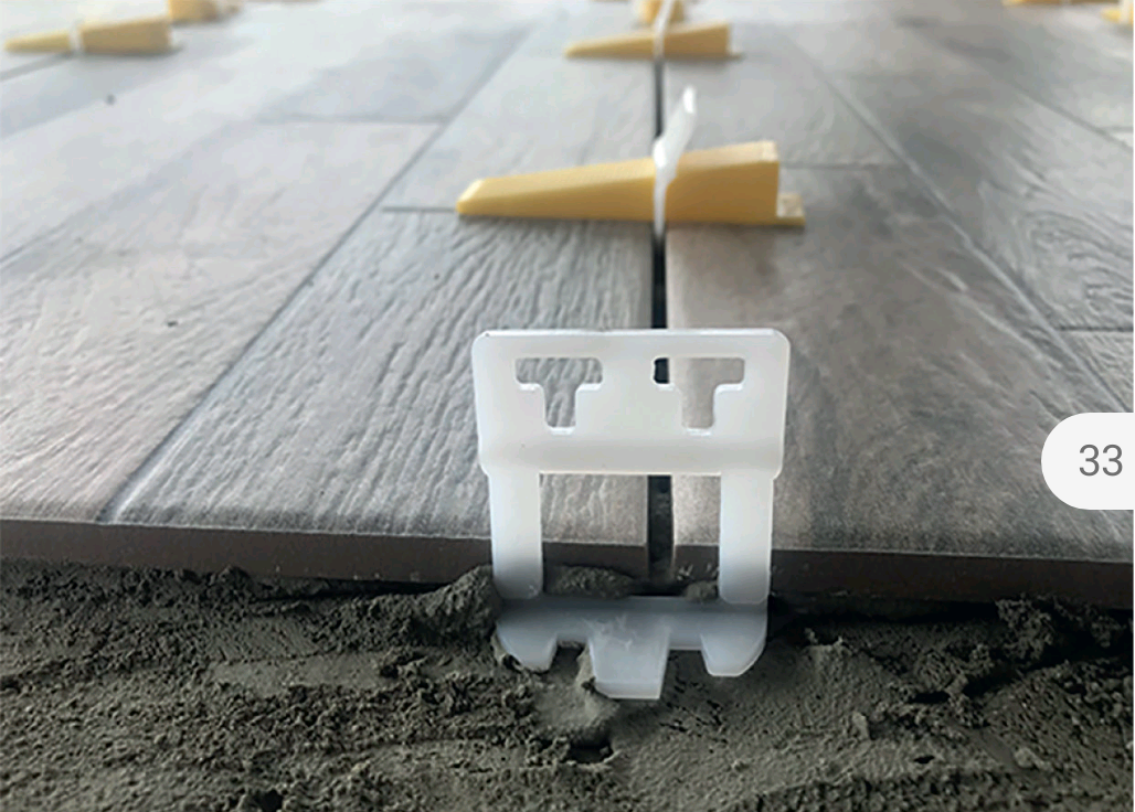 AKLIN: Kliny do poziomowania płytek - obrazek 3