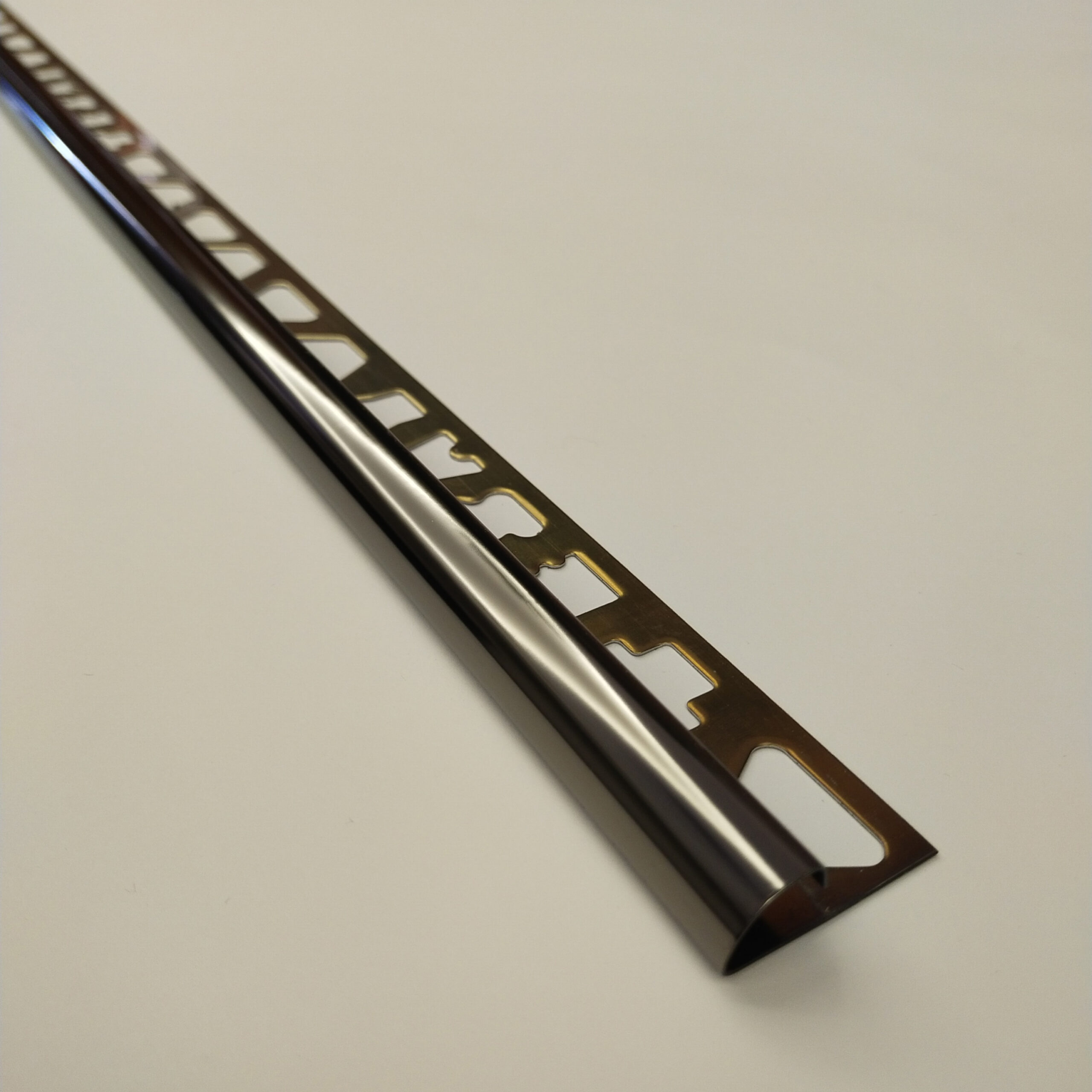 POCZL: Czarny lustrzany - obrazek 3